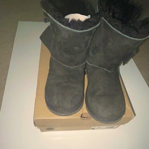 Blk uggs